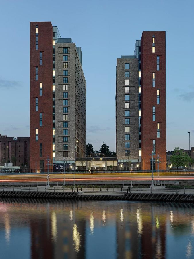Trafford Suite Modern 1 Bed With Cinema Room 맨체스터 외부 사진