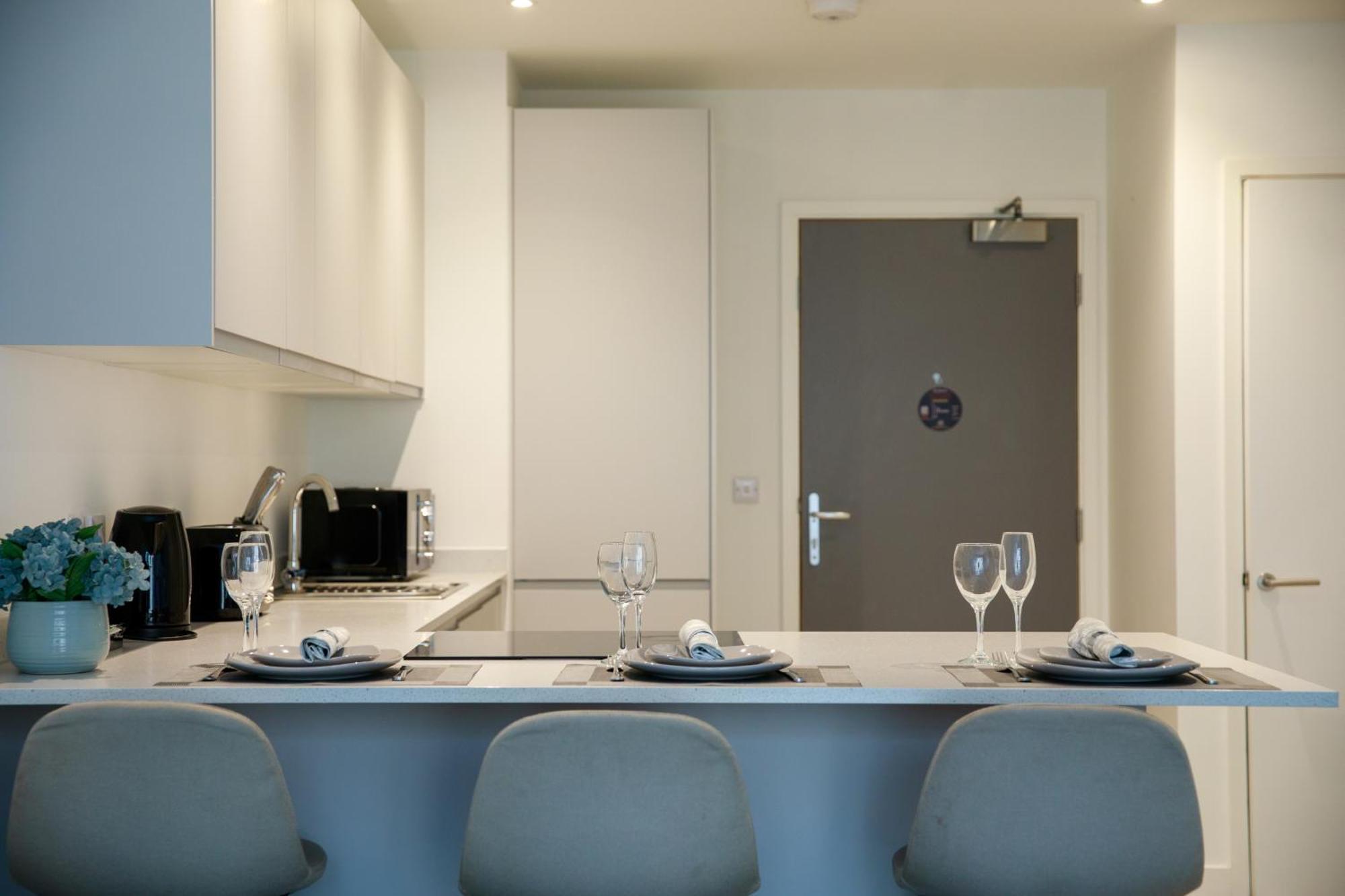 Trafford Suite Modern 1 Bed With Cinema Room 맨체스터 외부 사진
