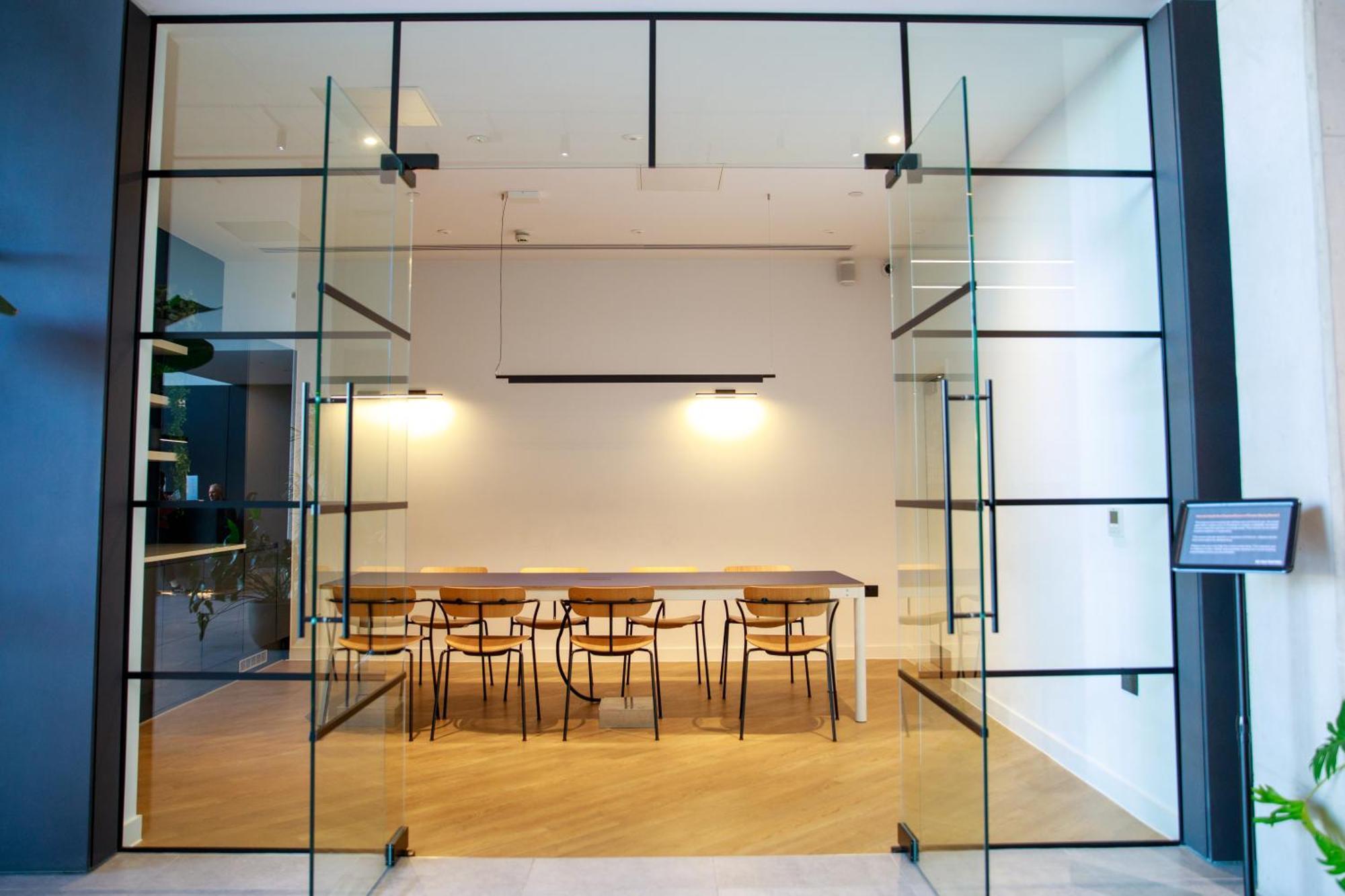 Trafford Suite Modern 1 Bed With Cinema Room 맨체스터 외부 사진